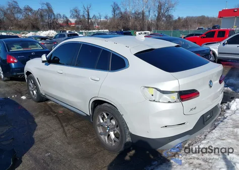 2023 BMW X4 xDrive30I z USA, uszkodzony, nr VIN 5UX33DT06P9R26351